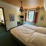Szálloda Bayerischer Hof 2*