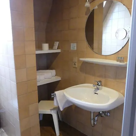 Bayerischer Hof 2*